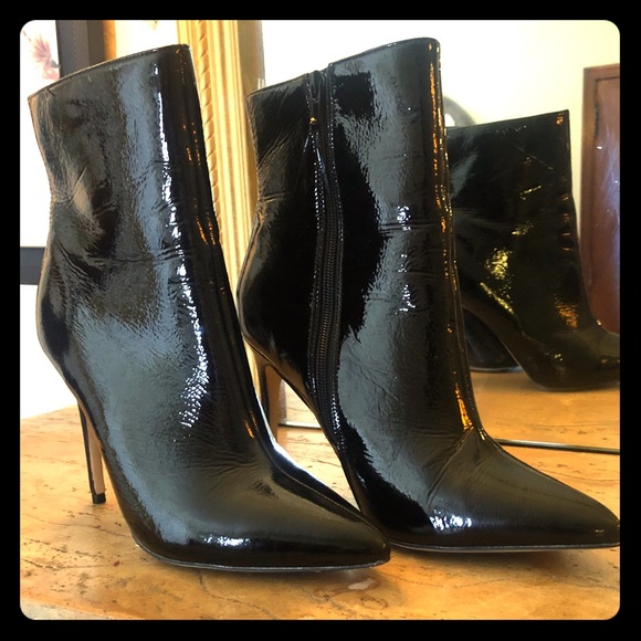 Black Patent Leather High Heeled Boots - Picture 1 of 4
